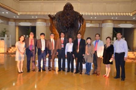 韓國(guó)堤川市客人參訪(fǎng)仁和集團(tuán)